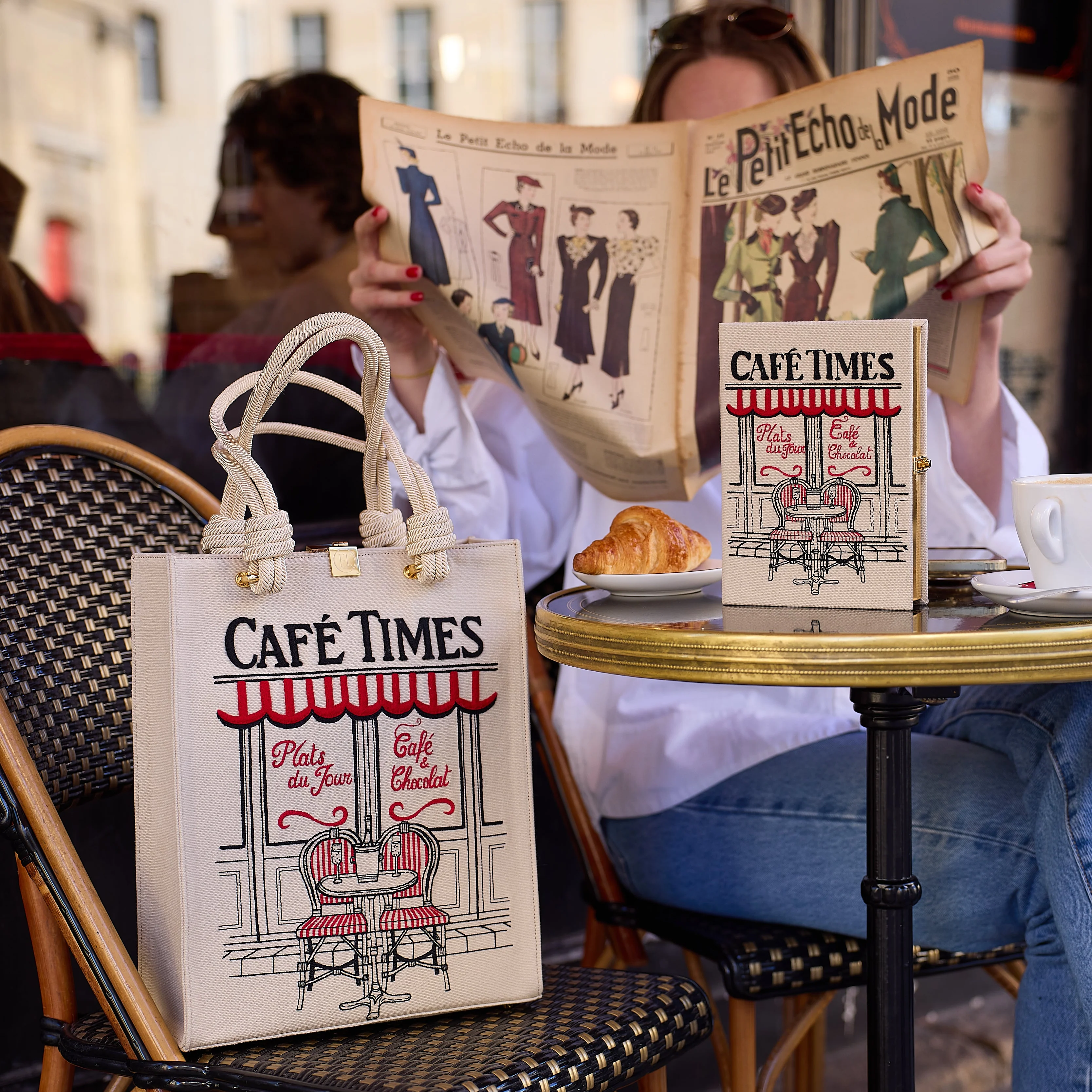 Café Times (Tote Long) - Image 5